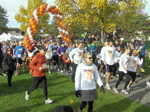 Hopelink’s 12th annual Turkey Trot 5K family fun run & walk is set for Sunday