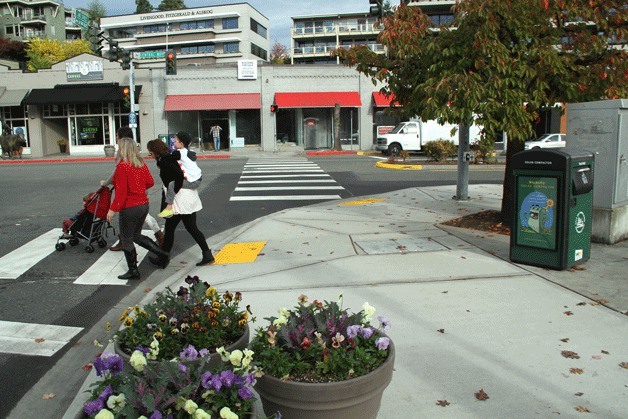 Central Way between Lake Street and 4th Street has five new curb extensions to help keep a safe distance between pedestrians and drivers.