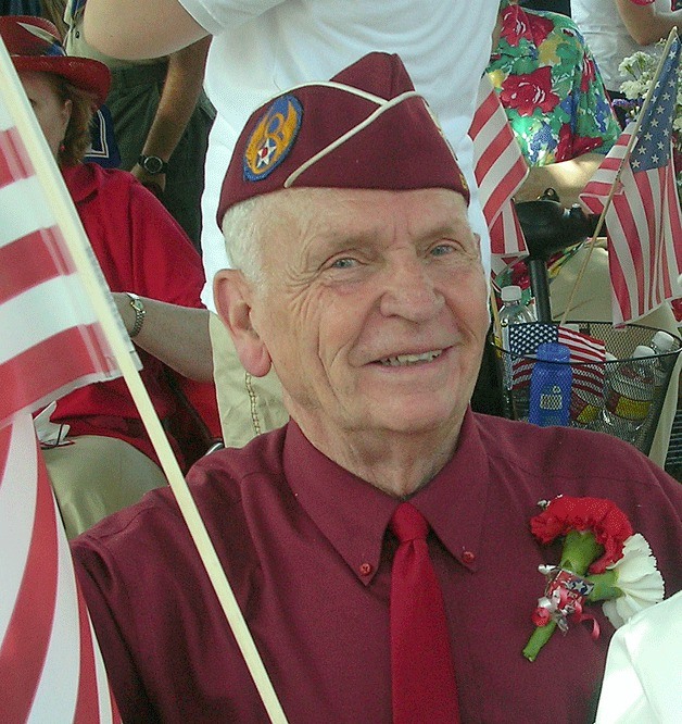 Kirkland volunteer dedicated to honoring veterans during Fourth of July