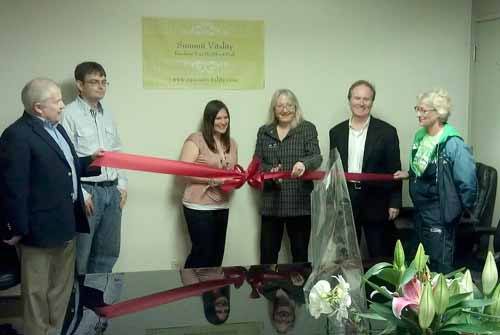 Kirkland Mayor Joan McBride (third from right) and Bruce Wynn (second from right)