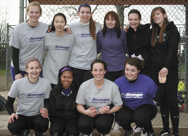 The 2011 Lake Washington fastpitch team