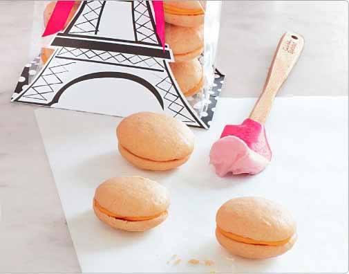 Valentine's Day Macaroons